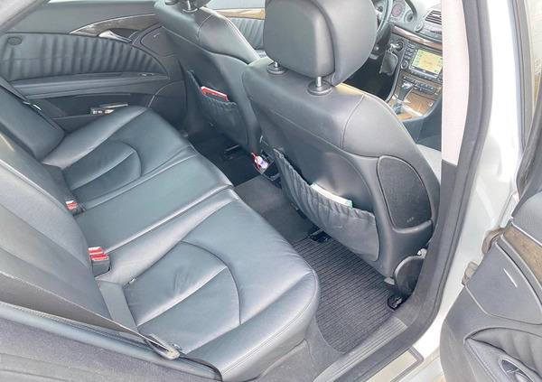 Mercedes-Benz Klasa E cena 28500 przebieg: 344000, rok produkcji 2008 z Szczecinek małe 191